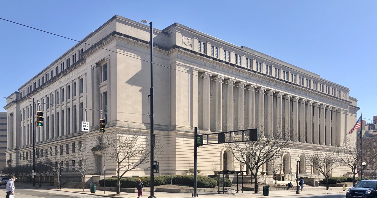Hamilton County Courthouse in downtown Cincinnati, Ohio