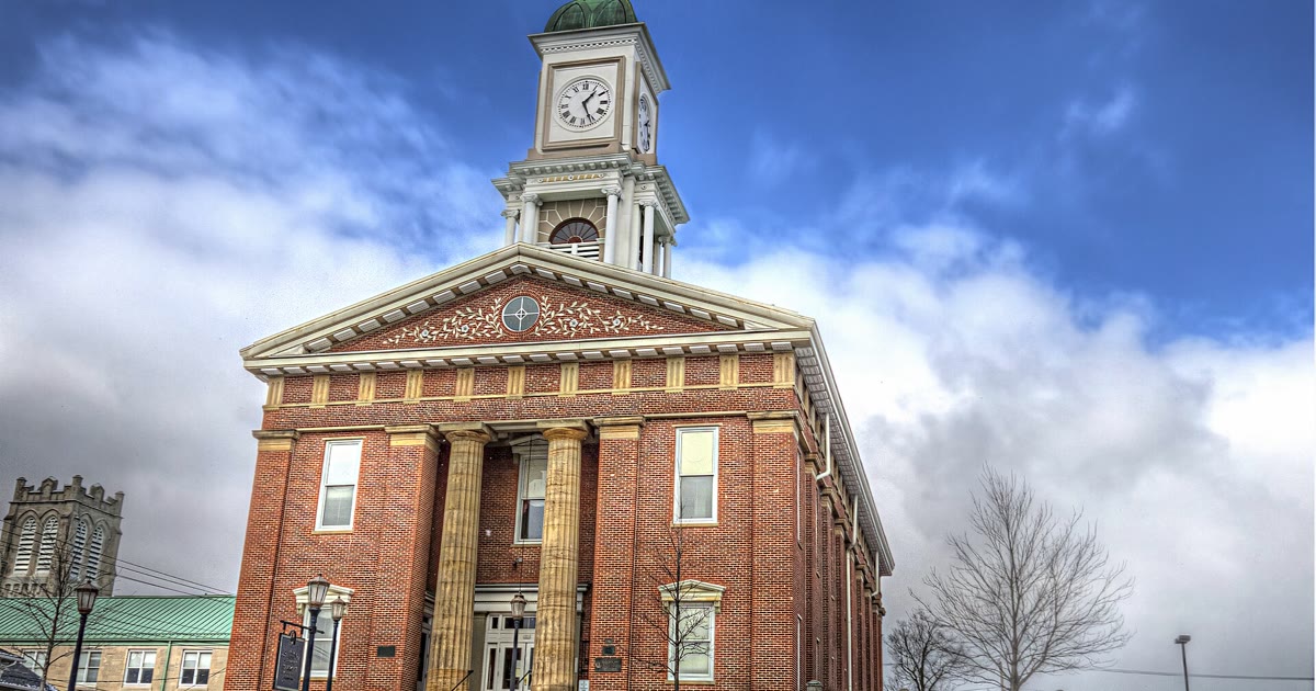 Knox County Courthouse in Mount Vernon, Ohio