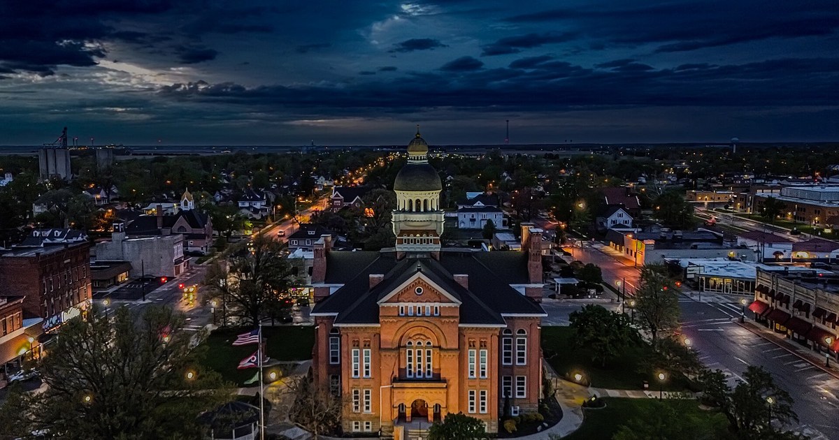 Aerial view of the Paulding County Courthouse in Paulding, Ohio at dusk