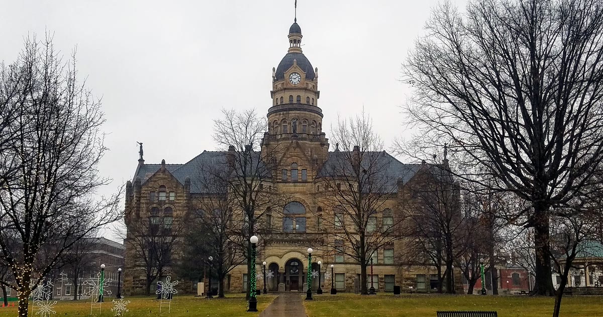 Trumbull County Courthouse in Warren, Ohio