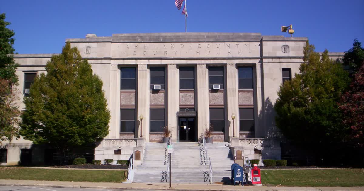 The Ashland County Courthouse in Ashland, Ohio
