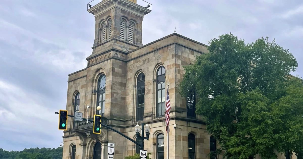 Columbiana County Courthouse in Lisbon, Ohio