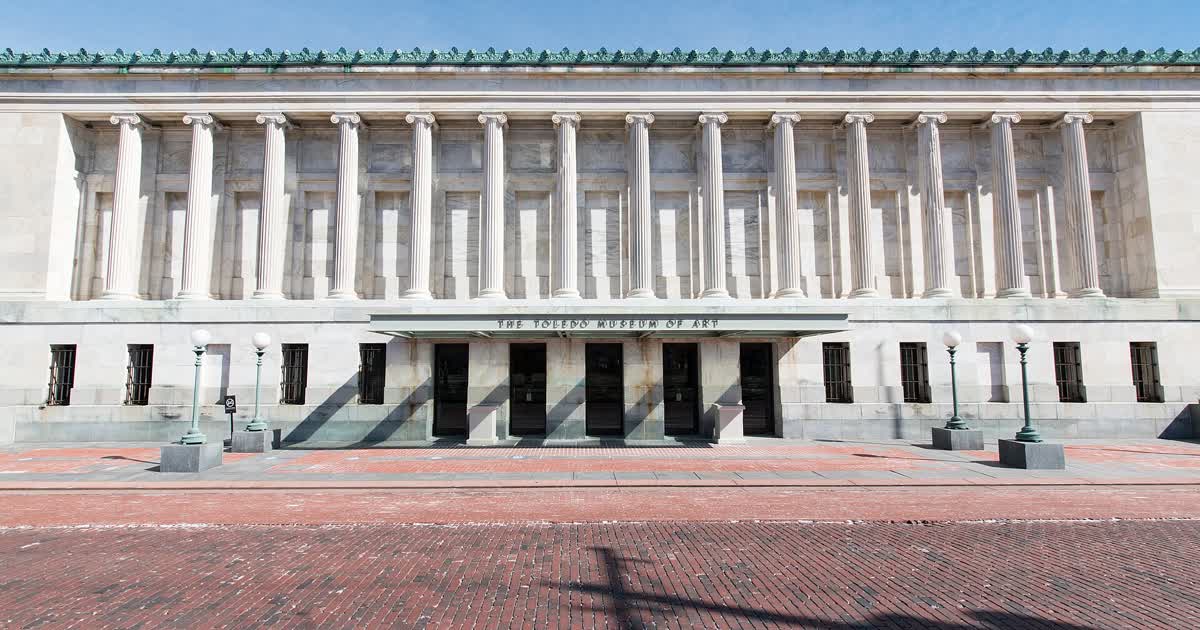 Toledo Museum of Art entrance