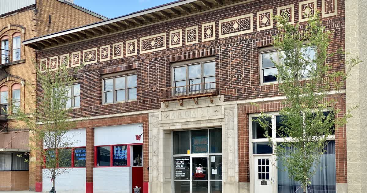 The Newark Arcade in downtown Newark, Ohio