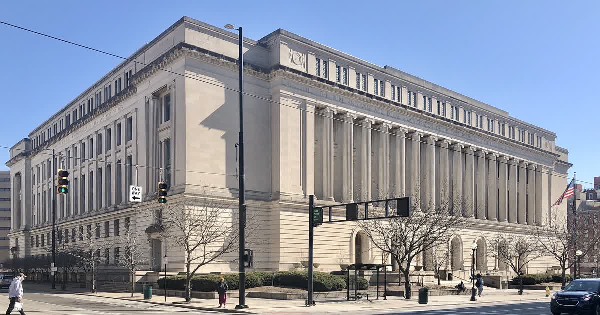 The Hamilton County Courthouse in downtown Cincinnati