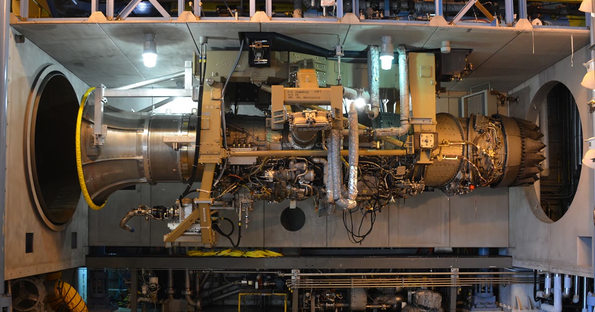 F135 jet engine undergoing testing