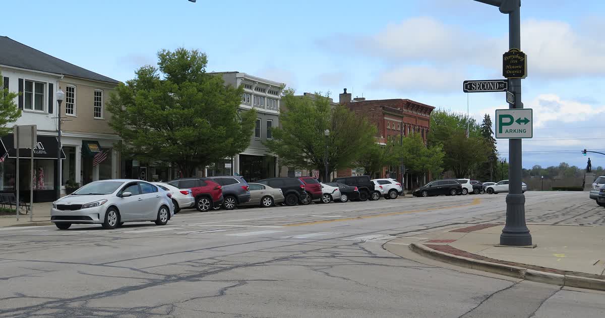 Louisiana Avenue at Second Street in downtown Perrysburg, Ohio