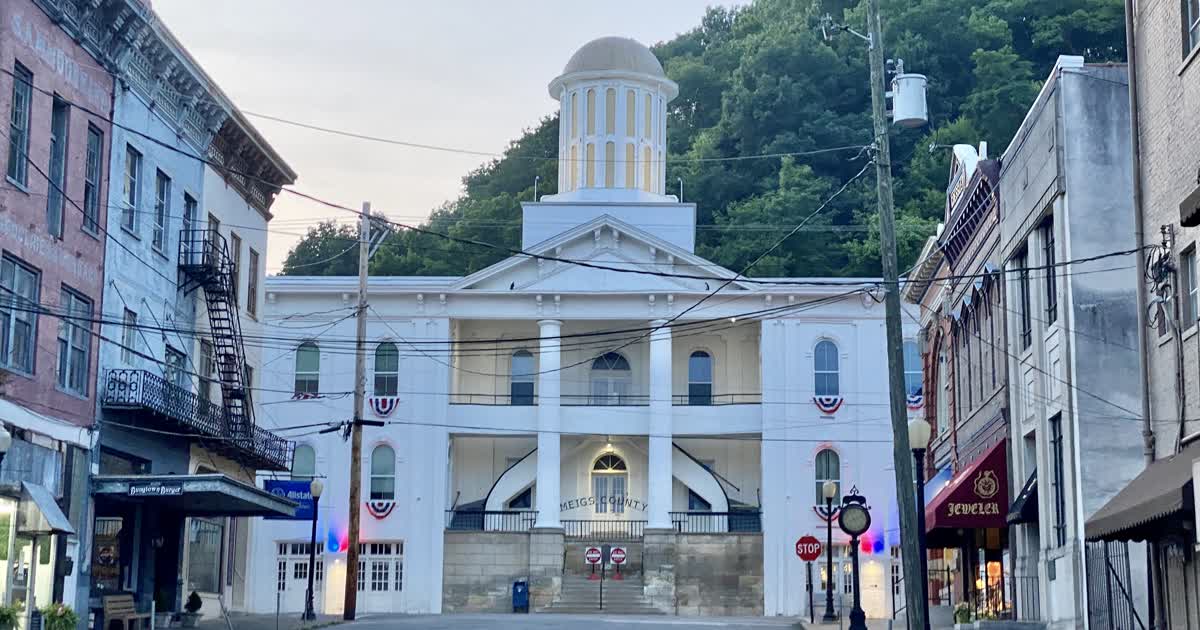Meigs County Courthouse in Pomeroy Ohio