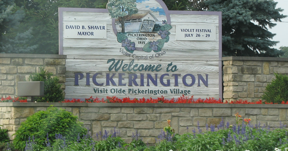 Welcome to Pickerington sign in Olde Pickerington Village