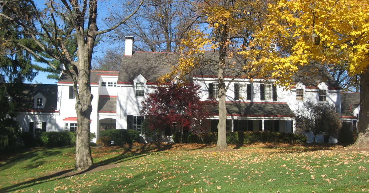 Large house in Indian Hill, Cincinnati area