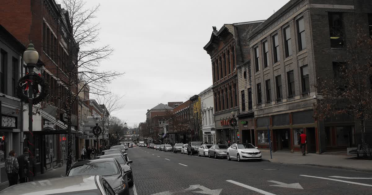 Court Street in Athens, Ohio