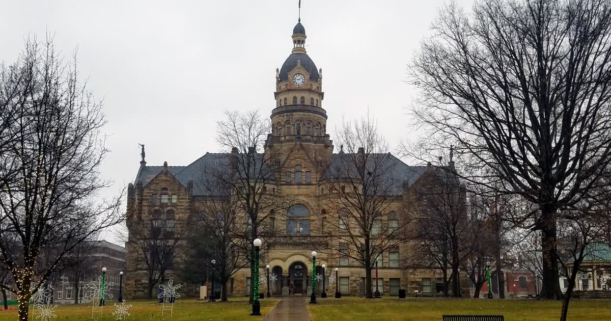 Trumbull County Courthouse in Warren, Ohio