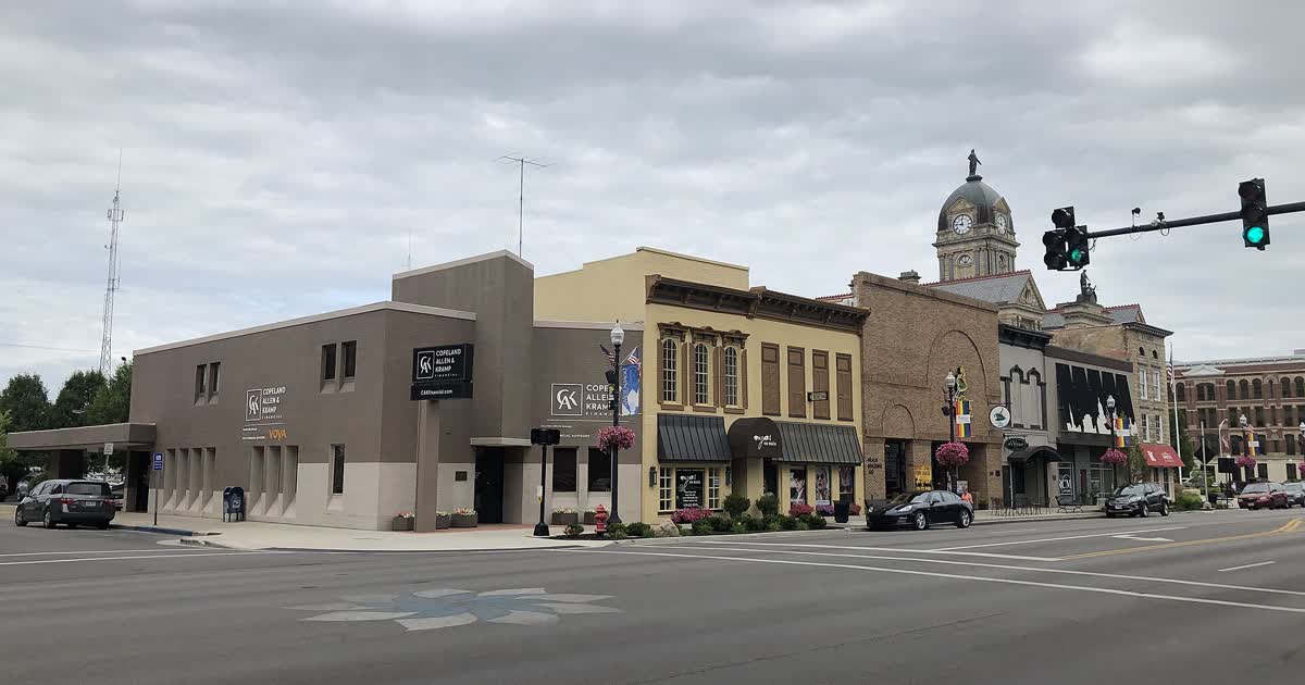 South Main Street in downtown Findlay, Ohio