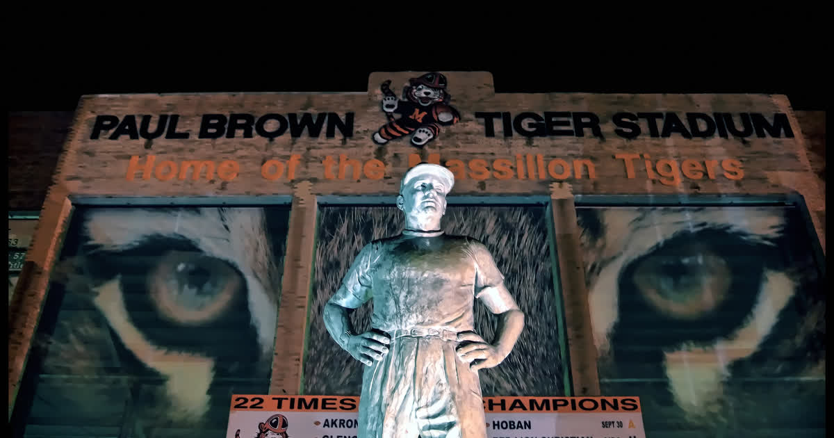 Paul Brown statue at Paul Brown Tiger Stadium in Massillon, home of the Massillon Tigers