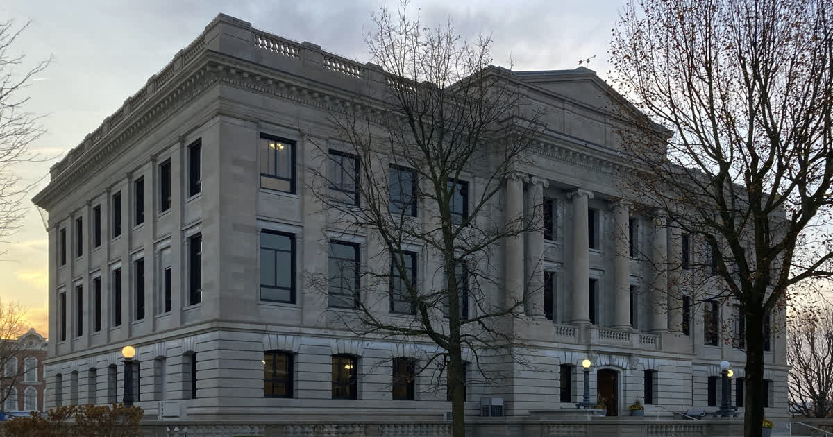 Hardin County Courthouse in Kenton Ohio at sunrise