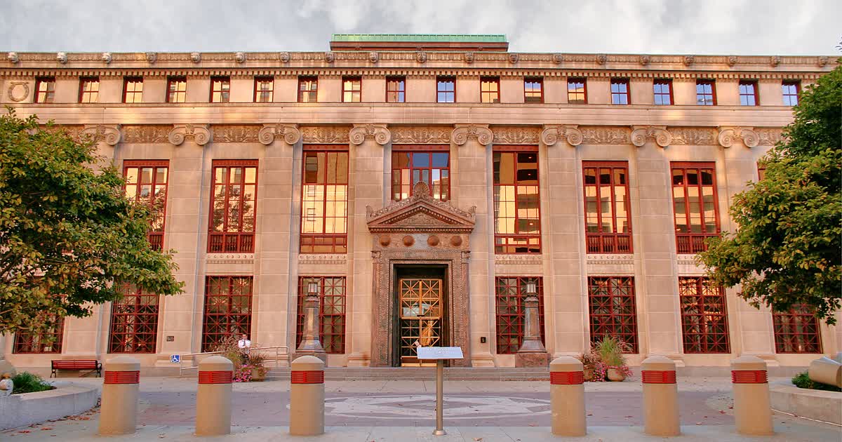 Columbus City Hall in downtown Columbus, Ohio