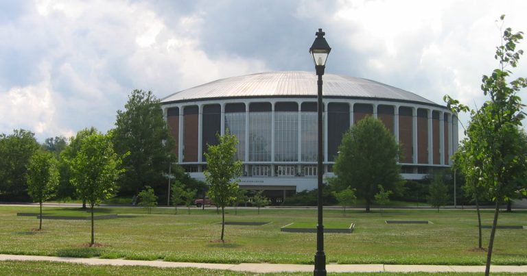 Ohio Volleyball Beats Kent State in Four Sets to Snap Skid in Athens