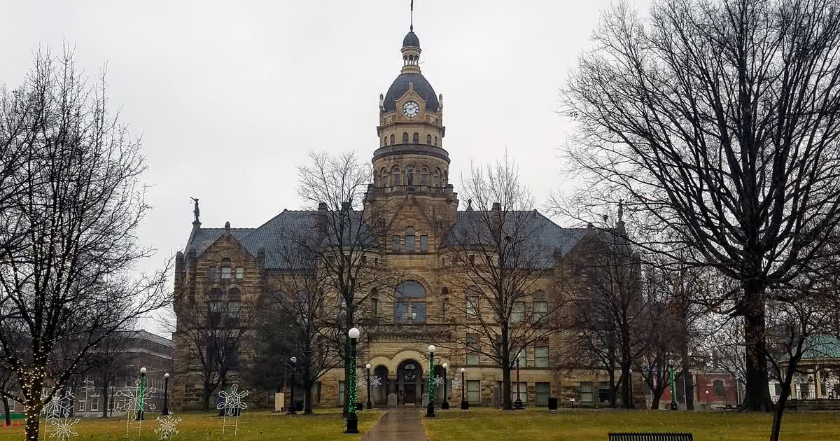 Trumbull County Courthouse in Warren, Ohio