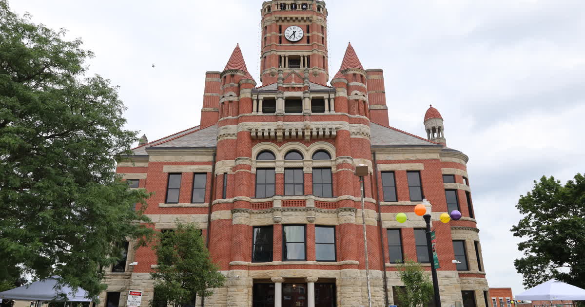 The Williams County Courthouse in Bryan, Ohio, one of the five counties governing the Corrections Center of Northwest Ohio