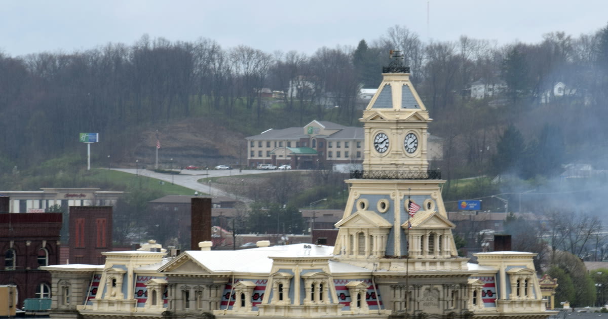 Muskingum County Courthouse in Zanesville, Ohio
