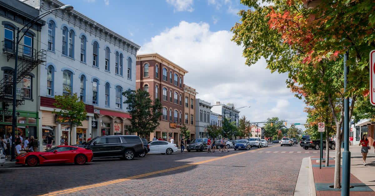 High Street in uptown Oxford, Ohio