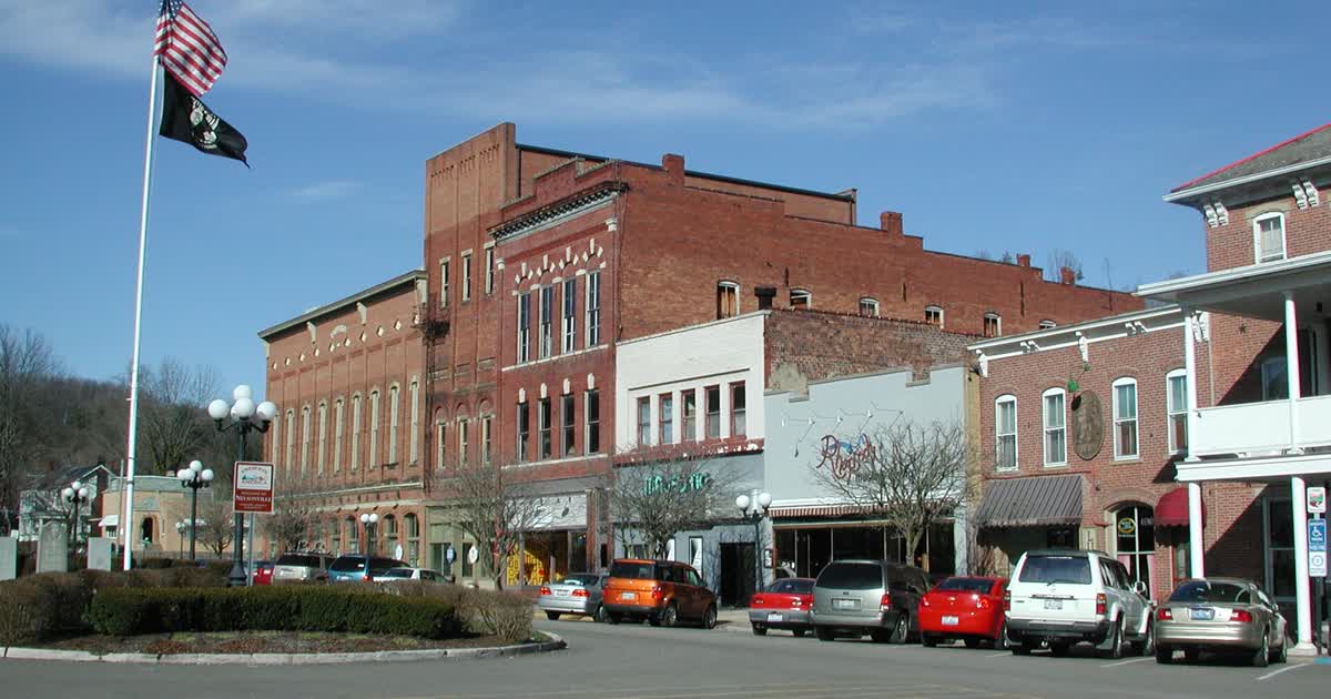 Nelsonville Public Square in Athens County, Ohio